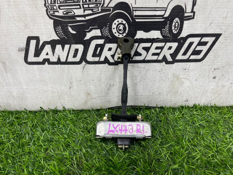 Ограничитель двери LEXUS LX470 UZJ100 2UZ-FE задний левый (б/у)