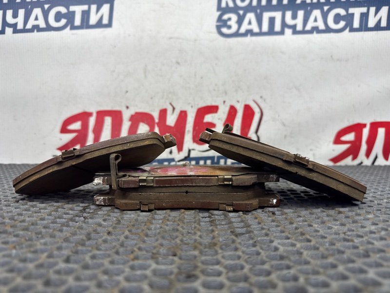 Тормозные колодки TOYOTA ESTIMA ACR55 2AZ-FE 2007 переднее (б/у)