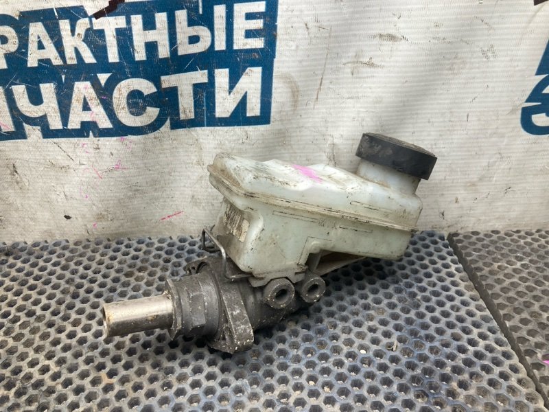 Главный тормозной цилиндр TOYOTA FUNCARGO NCP21 1NZ-FE (б/у)