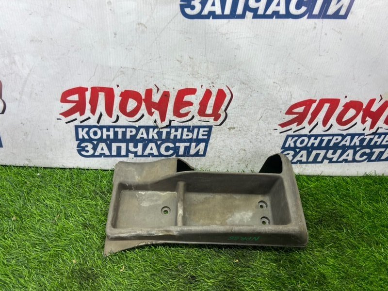 Бардачок между сиденьями ISUZU ELF NPR66 4HF1 (б/у)