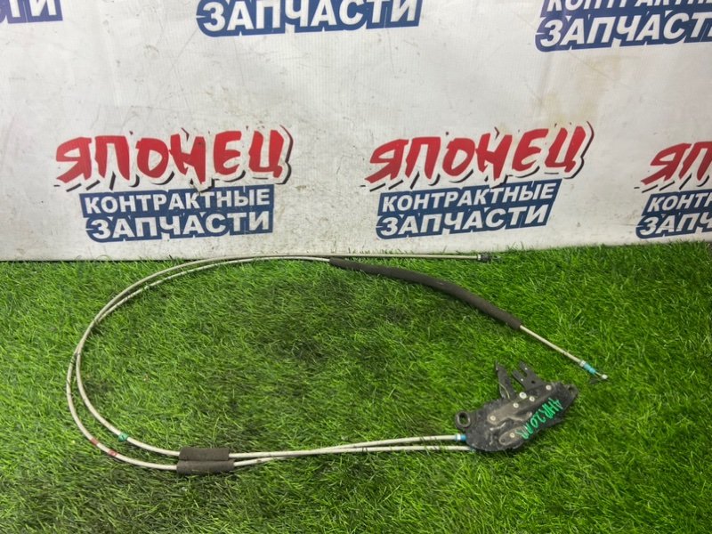 Замок двери TOYOTA ESTIMA AHR20 2AZ-FXE задний правый (б/у)