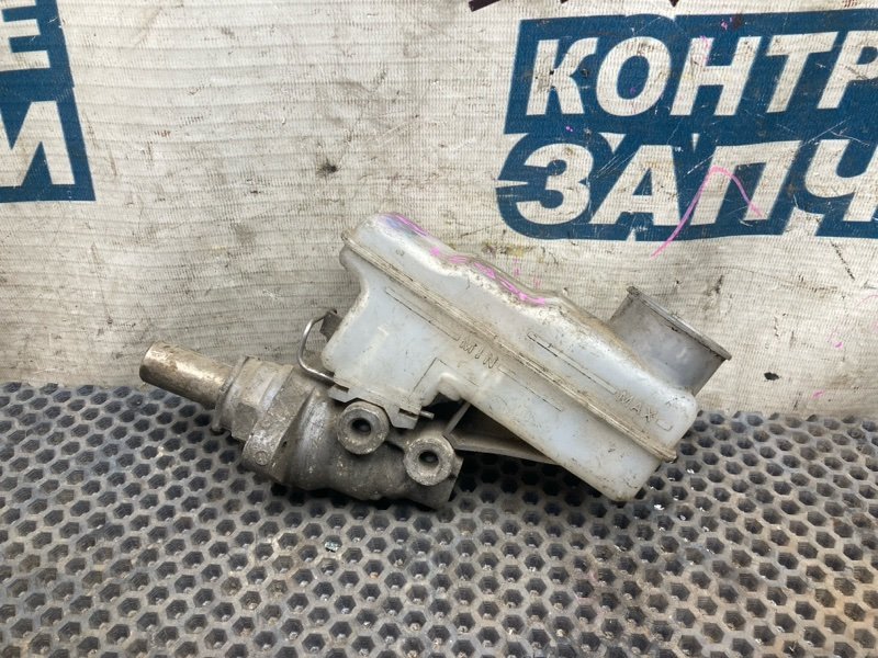 Главный тормозной цилиндр TOYOTA FUNCARGO NCP21 1NZ-FE (б/у)