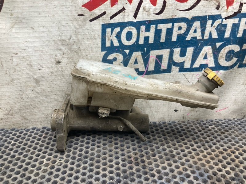 Главный тормозной цилиндр NISSAN SERENA PC24 SR20DE (б/у)