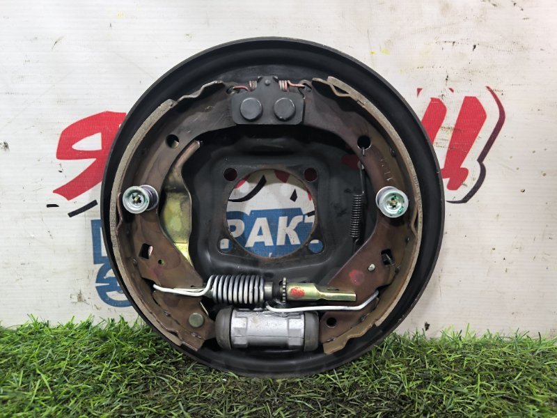 Механизм стояночного тормоза TOYOTA COROLLA SPACIO NZE121 1NZ-FE задний левый (б/у)