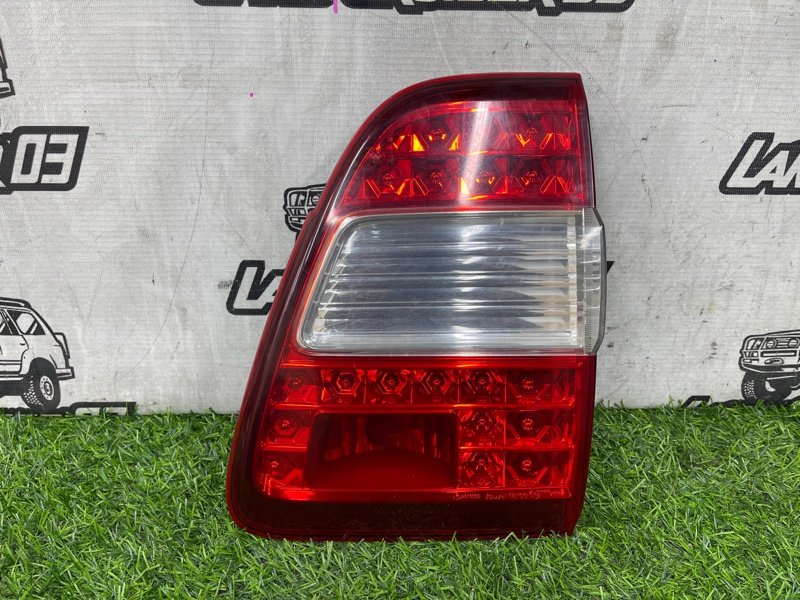 Вставка багажника TOYOTA LAND CRUISER HDJ101 1HD-FTE задняя правая (б/у)