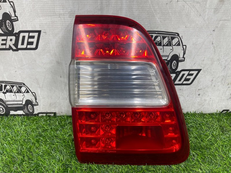 Вставка багажника TOYOTA LAND CRUISER HDJ101 1HD-FTE задняя левая (б/у)