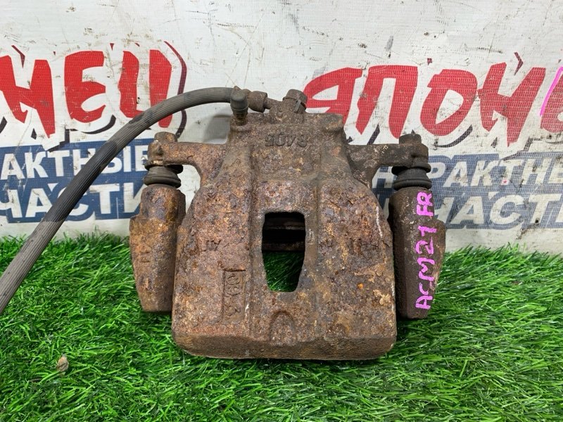 Суппорт TOYOTA IPSUM ACM21 2AZ-FE передний правый (б/у)