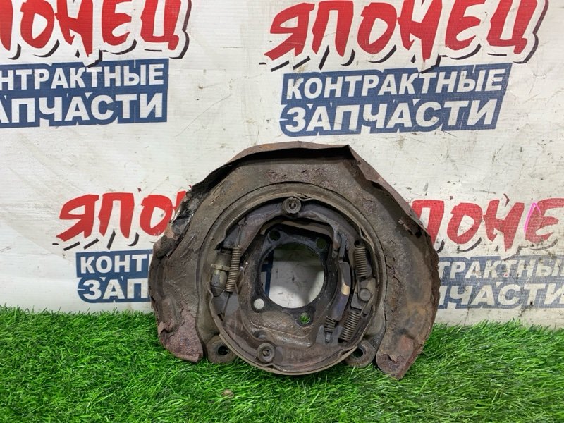 Механизм стояночного тормоза MITSUBISHI DIAMANTE F31A 6G73 задний правый (б/у)