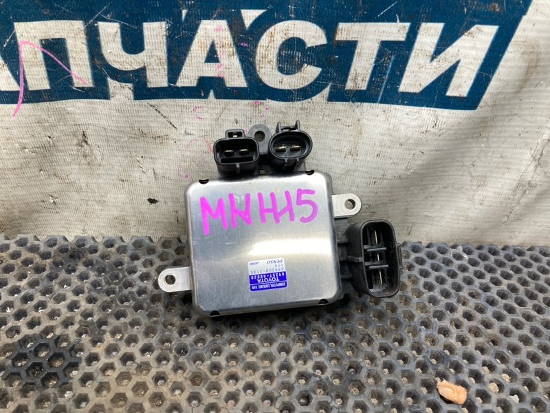 Блок управления вентилятором охлаждения TOYOTA ALPHARD MNH15 1MZ-FE (б/у)