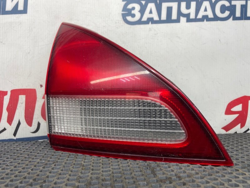 Вставка багажника NISSAN AD VFY11 QG15DE 1999 (б/у)