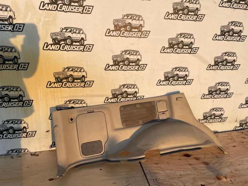 Обшивка багажника LEXUS LX470 UZJ100 2UZ-FE левая (б/у)