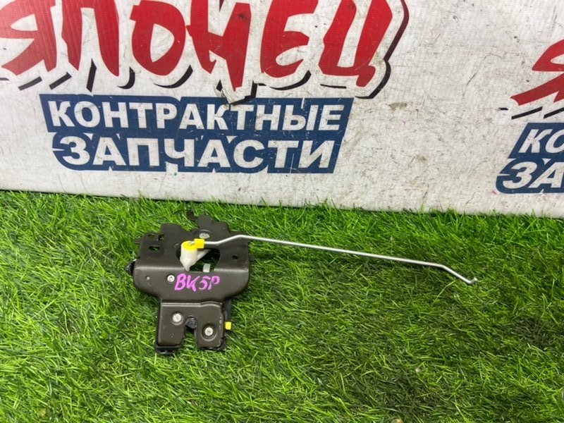 Замок багажника MAZDA AXELA BK5P ZY-VE (б/у)