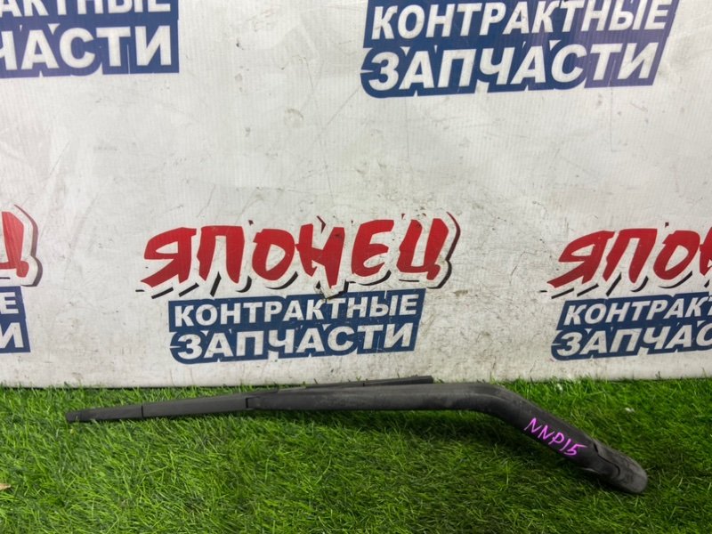 Дворник двери багажника TOYOTA PORTE NNP15 1NZ-FE (б/у)