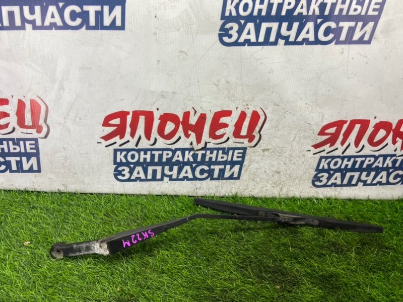 Дворник двери багажника MAZDA BONGO SK22M R2 (б/у)