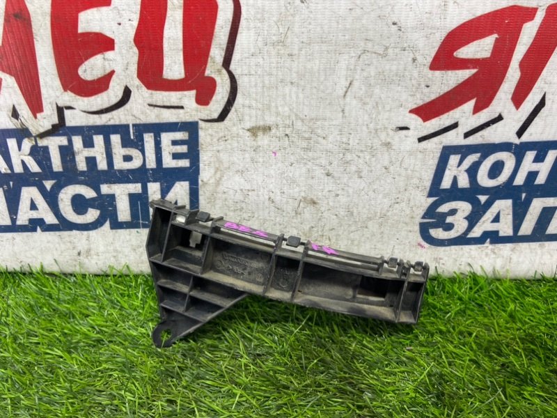 Крепление бампера HONDA EDIX BE8 K24A переднее правое (б/у)