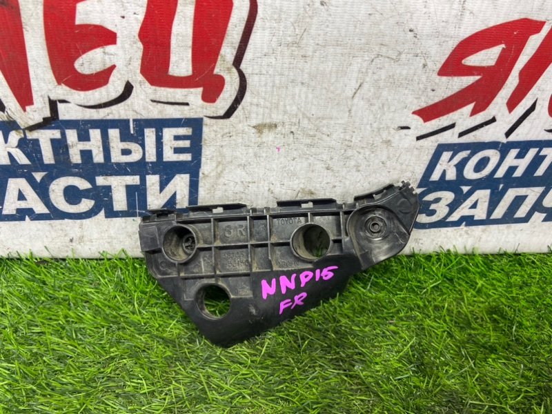 Крепление бампера TOYOTA PORTE NNP15 1NZ-FE переднее правое (б/у)