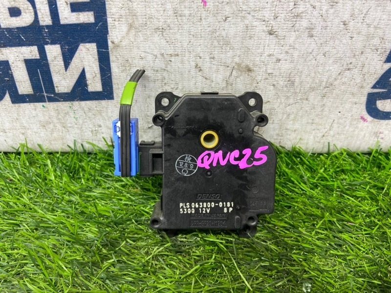 Сервопривод заслонок печки TOYOTA BB QNC25 K3-VE (б/у)