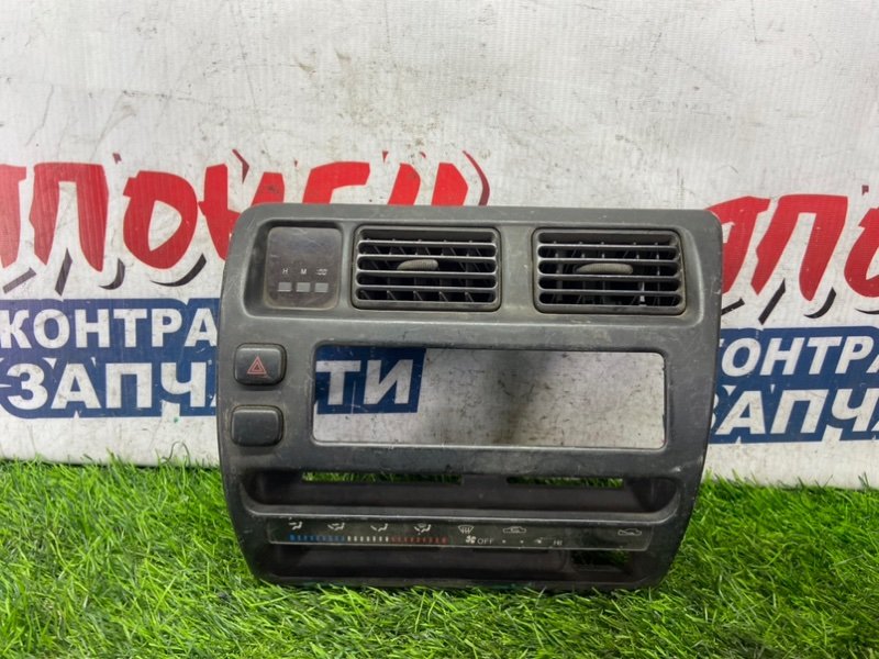 Консоль климат-контроля TOYOTA COROLLA AE109 4A-FE (б/у)