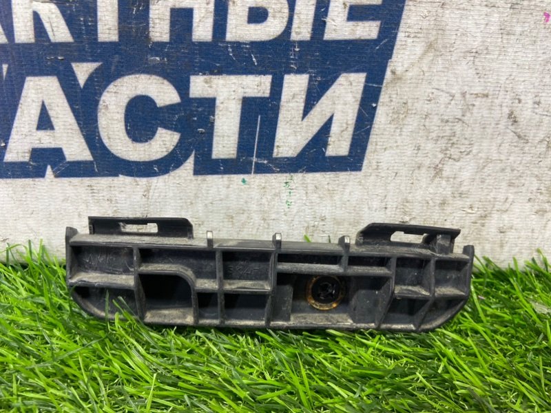 Крепление бампера TOYOTA WISH ZGE20 2ZR-FAE заднее левое (б/у)