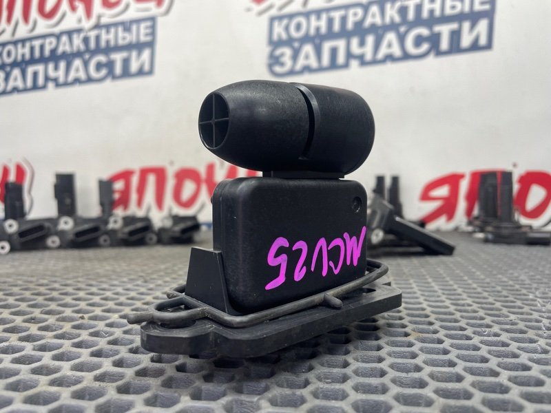 Расходомер воздушный TOYOTA MARK II QUALIS MCV25 2MZ-FE (б/у)