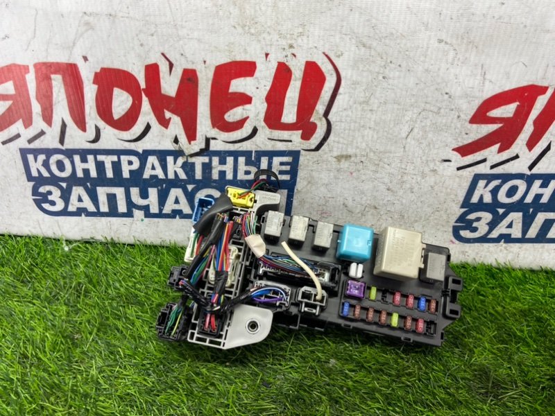 Блок предохранителей салона TOYOTA BB QNC25 K3-VE (б/у)