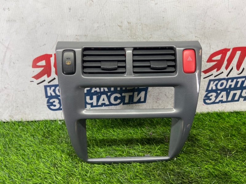 Консоль магнитофона HONDA HR-V GH3 D16A (б/у)