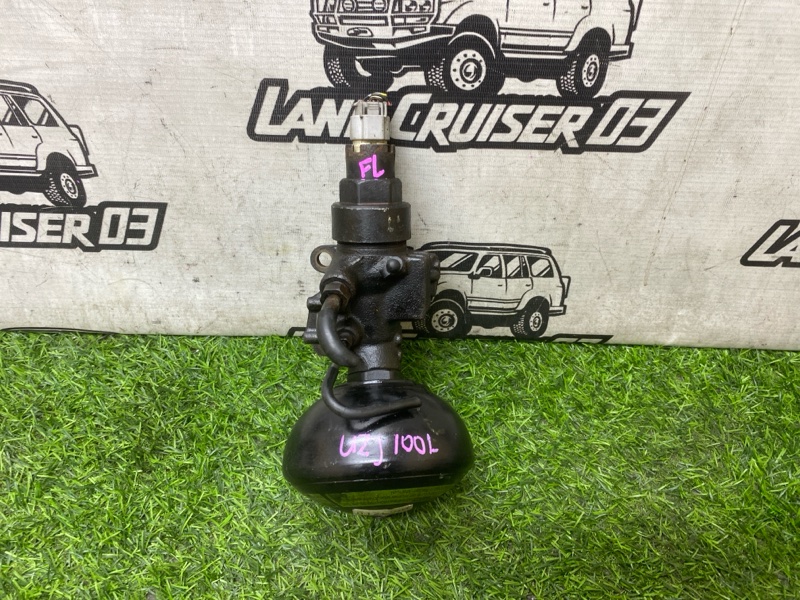 Гидроаккумулятор подвески TOYOTA LAND CRUISER UZJ100 2UZ-FE передний левый (б/у)