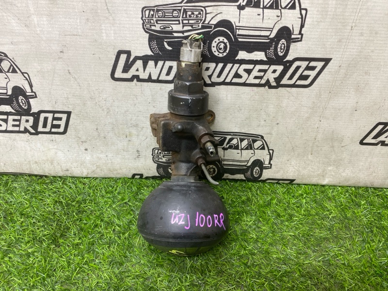 Гидроаккумулятор подвески TOYOTA LAND CRUISER UZJ100 2UZ-FE задний правый (б/у)