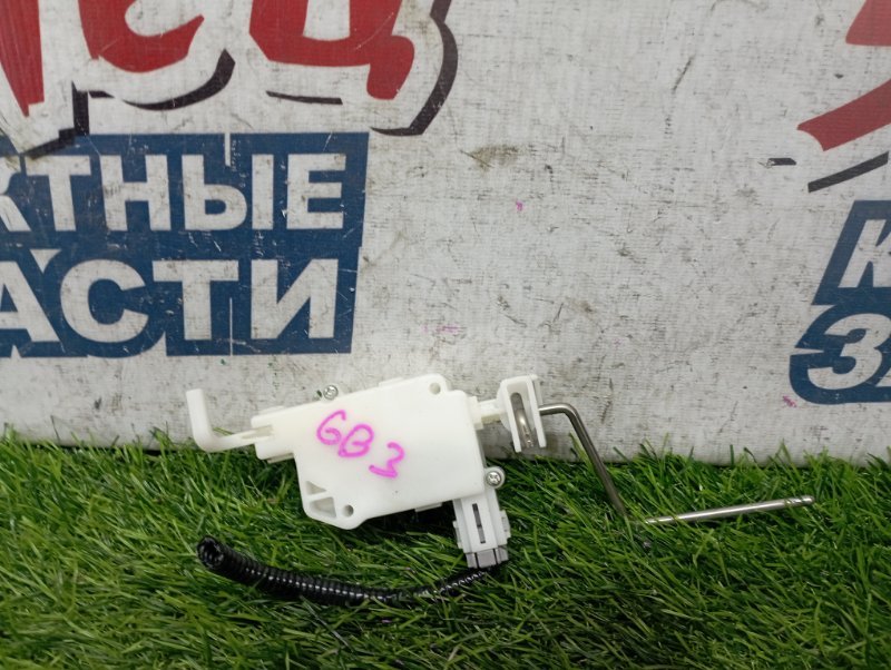 Замок лючка бензобака HONDA FREED GB3 L15A (б/у)