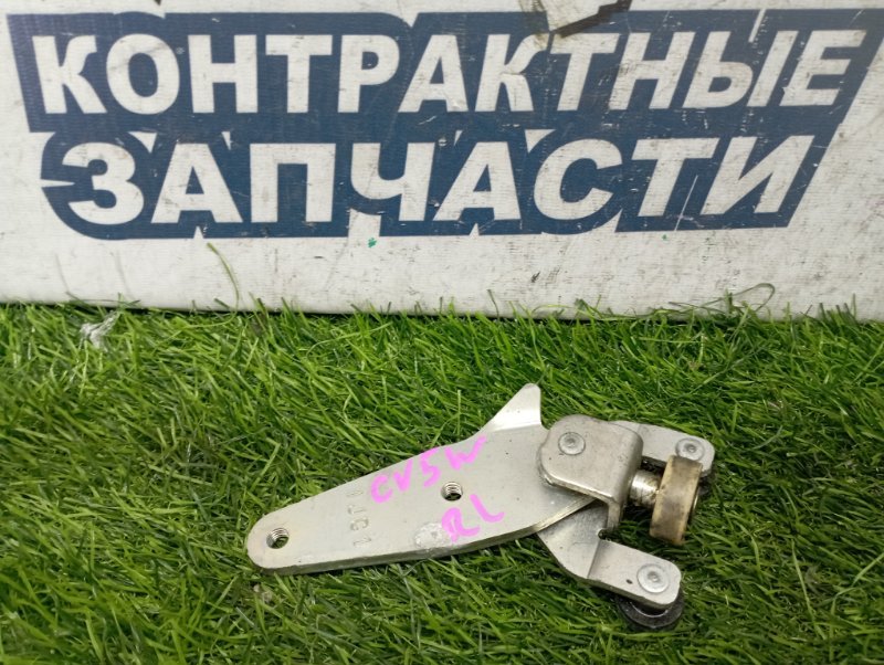 Ролик раздвижной двери MITSUBISHI DELICA D:5 CV5W 4B12 задний левый (б/у)