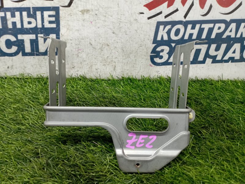 Крепление автомагнитолы HONDA INSIGHT ZE2 LDA (б/у)