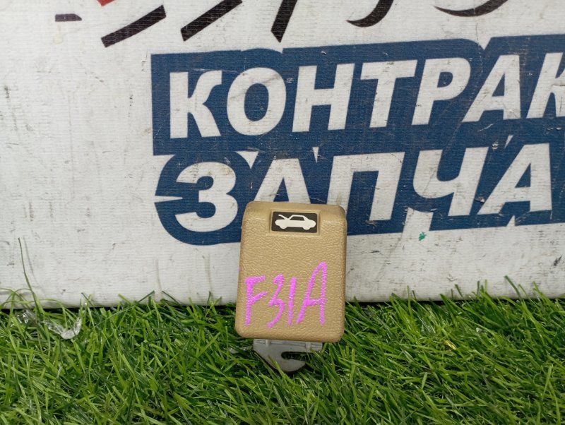 Ручка открывания капота MITSUBISHI DIAMANTE F31A 6G73 (б/у)