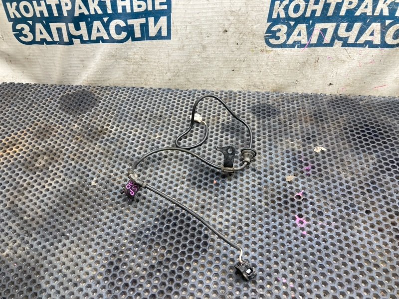Датчик abs TOYOTA VITZ KSP92 1KR-FE задний правый (б/у)
