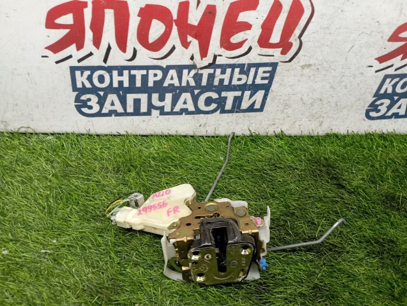 Замок двери NISSAN CUBE AZ10 CGA3DE передний правый (б/у)