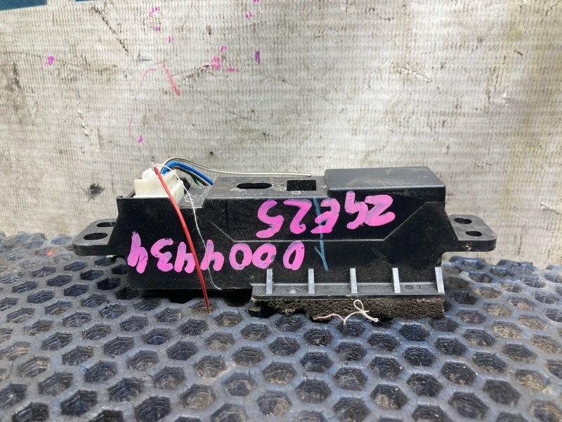 Ионизатор TOYOTA WISH ZGE25 2ZR-FAE (б/у)