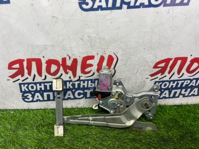 Стеклоподъемник NISSAN CUBE AZ10 CGA3DE задний правый (б/у)