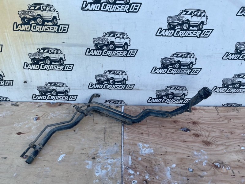 Горловина топливного бака LEXUS LX470 UZJ100 2UZ-FE (б/у)