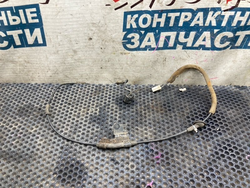 Датчик abs TOYOTA RAV4 ACA36 2AZ-FE задний левый (б/у)