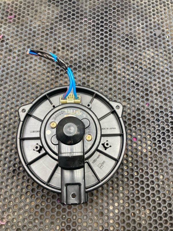 Мотор печки TOYOTA CAMRY ACV30 2AZ-FE (б/у)