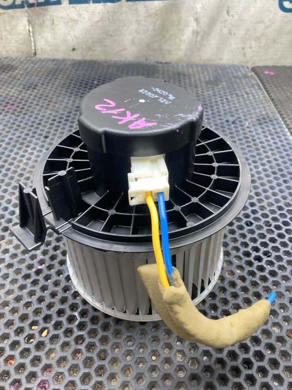 Мотор печки NISSAN MARCH AK12 CR12DE (б/у)