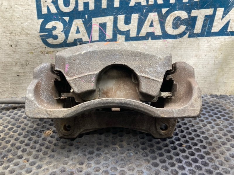 Суппорт TOYOTA ESTIMA ACR30 2AZ-FE передний правый (б/у)