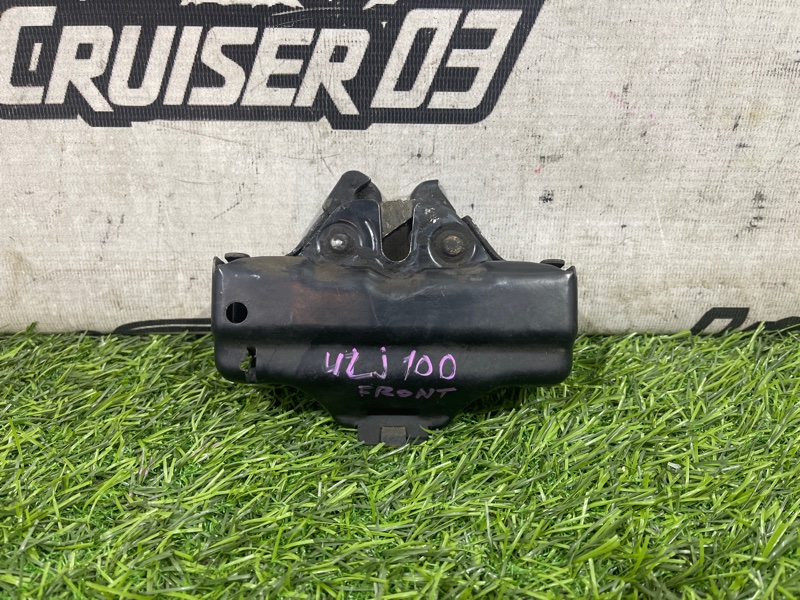 Замок капота TOYOTA LAND CRUISER UZJ100 2UZ-FE (б/у)