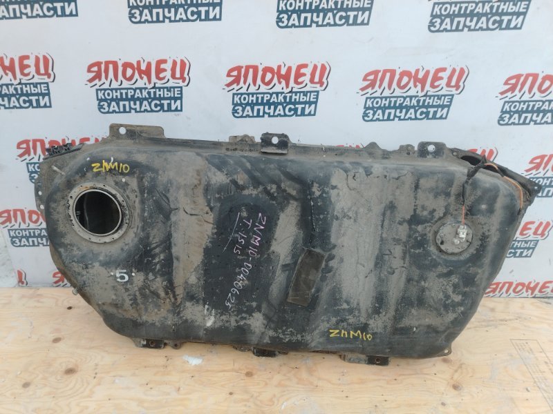 Бак топливный TOYOTA ISIS ZNM10 1ZZ-FE (б/у)