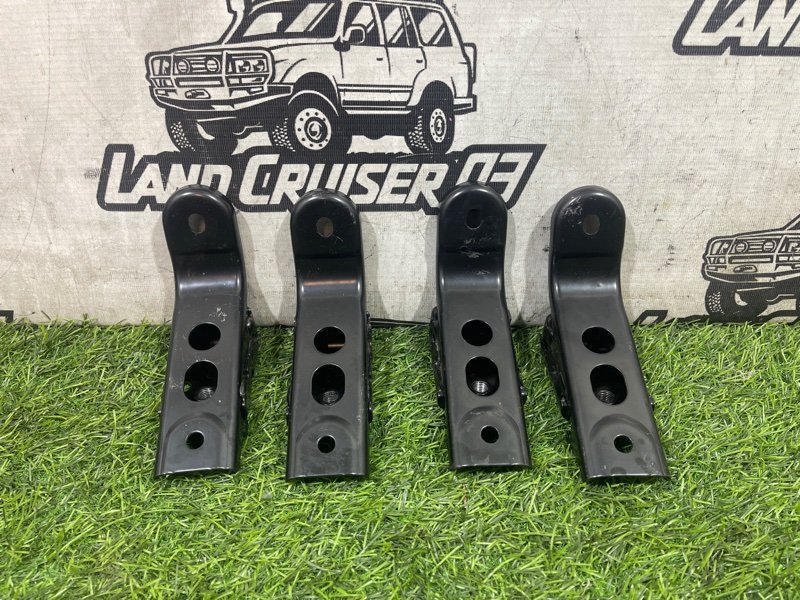 Крепление сиденья TOYOTA LAND CRUISER UZJ100 2UZ-FE заднее (б/у)