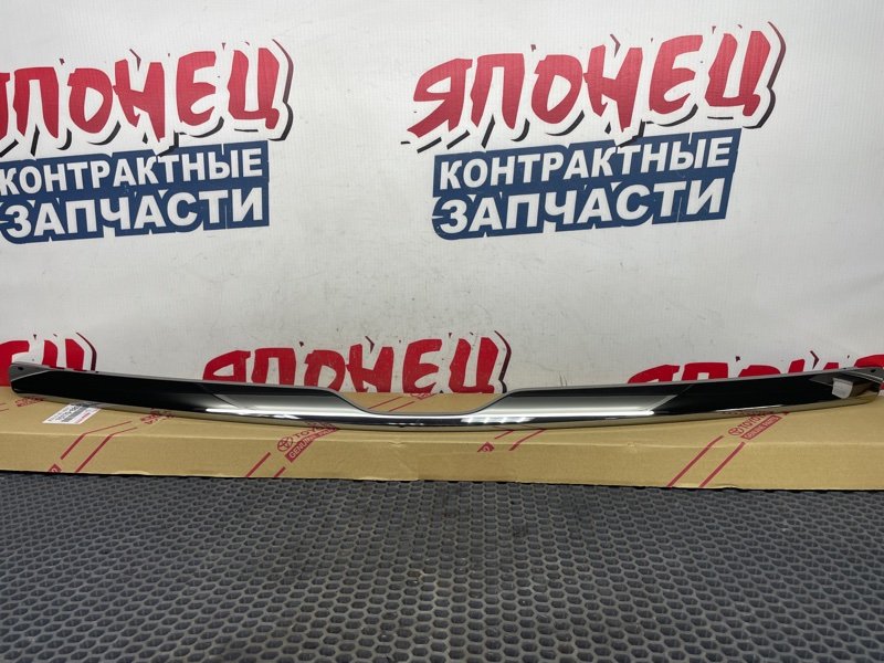 Молдинг капота TOYOTA WISH ZNE10 1ZZ-FE 2003