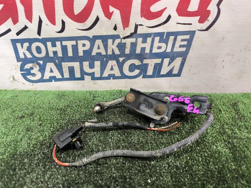 Датчик высоты дорожного просвета HONDA FIT GE6 L13A передний левый (б/у)