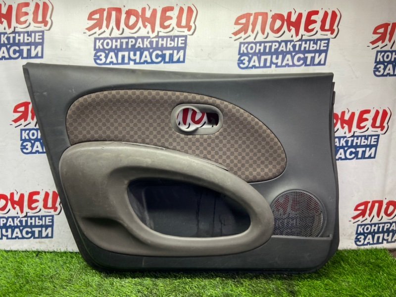 Обшивка двери NISSAN MARCH AK12 CR12DE передняя левая (б/у)