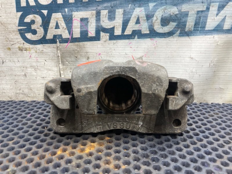 Суппорт HONDA CIVIC EF2 D15B передний правый (б/у)