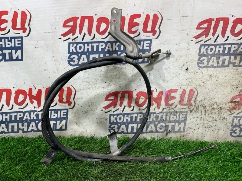 Тросик ручника NISSAN MARCH K13 HR12DE правый (б/у)