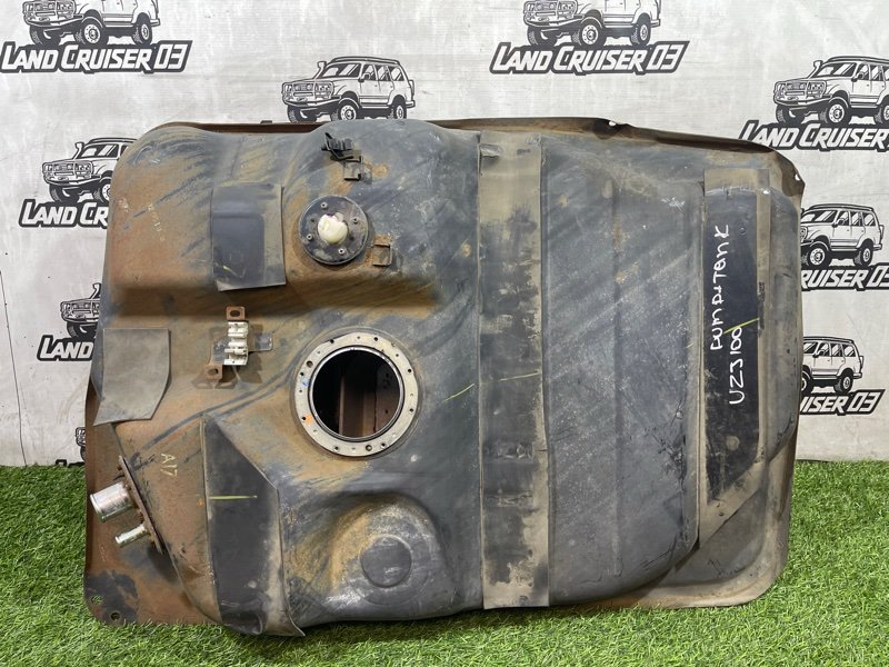 Бак топливный TOYOTA LAND CRUISER UZJ100 2UZ-FE (б/у)